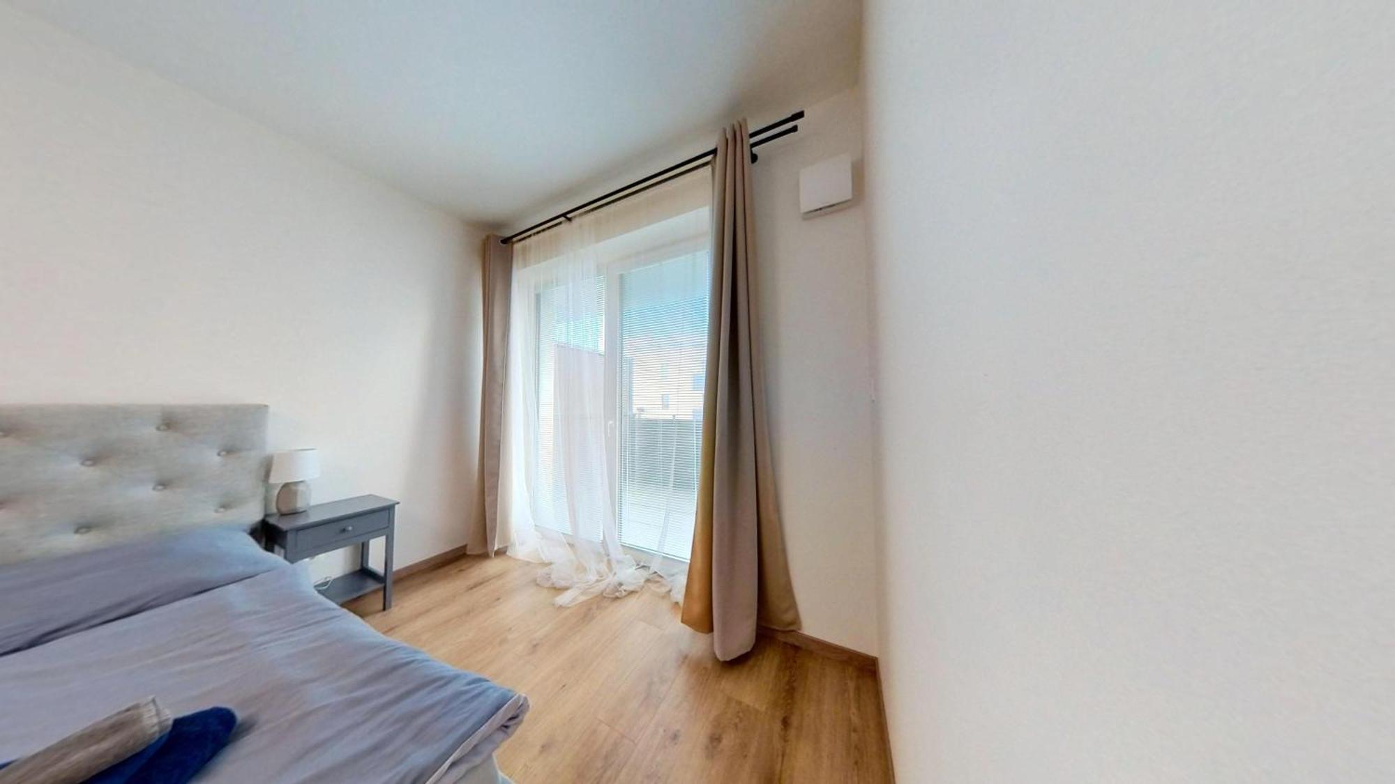 Rovinka Air-Conditioned 2 Room Apartment, Balcony, New Building, 201 מראה חיצוני תמונה