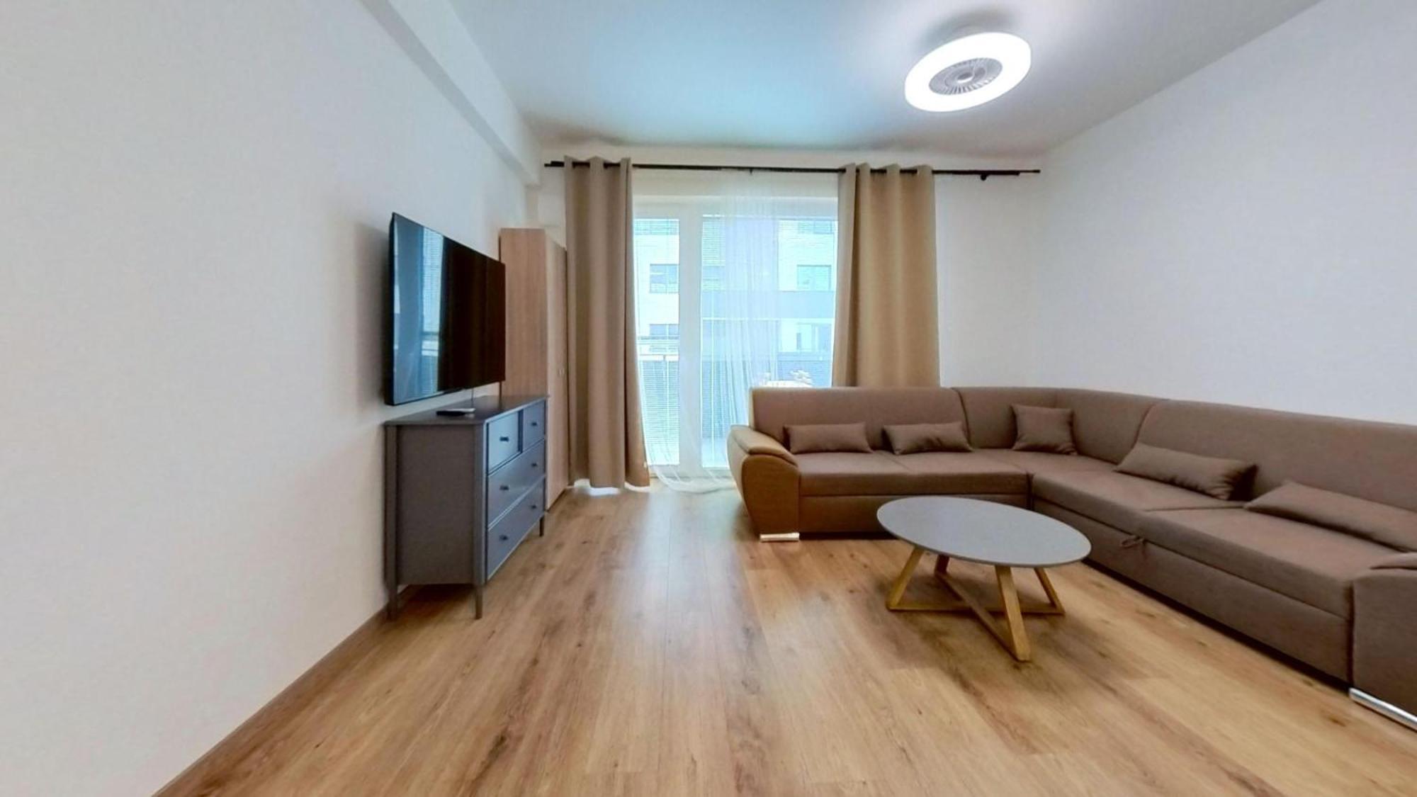 Rovinka Air-Conditioned 2 Room Apartment, Balcony, New Building, 201 מראה חיצוני תמונה