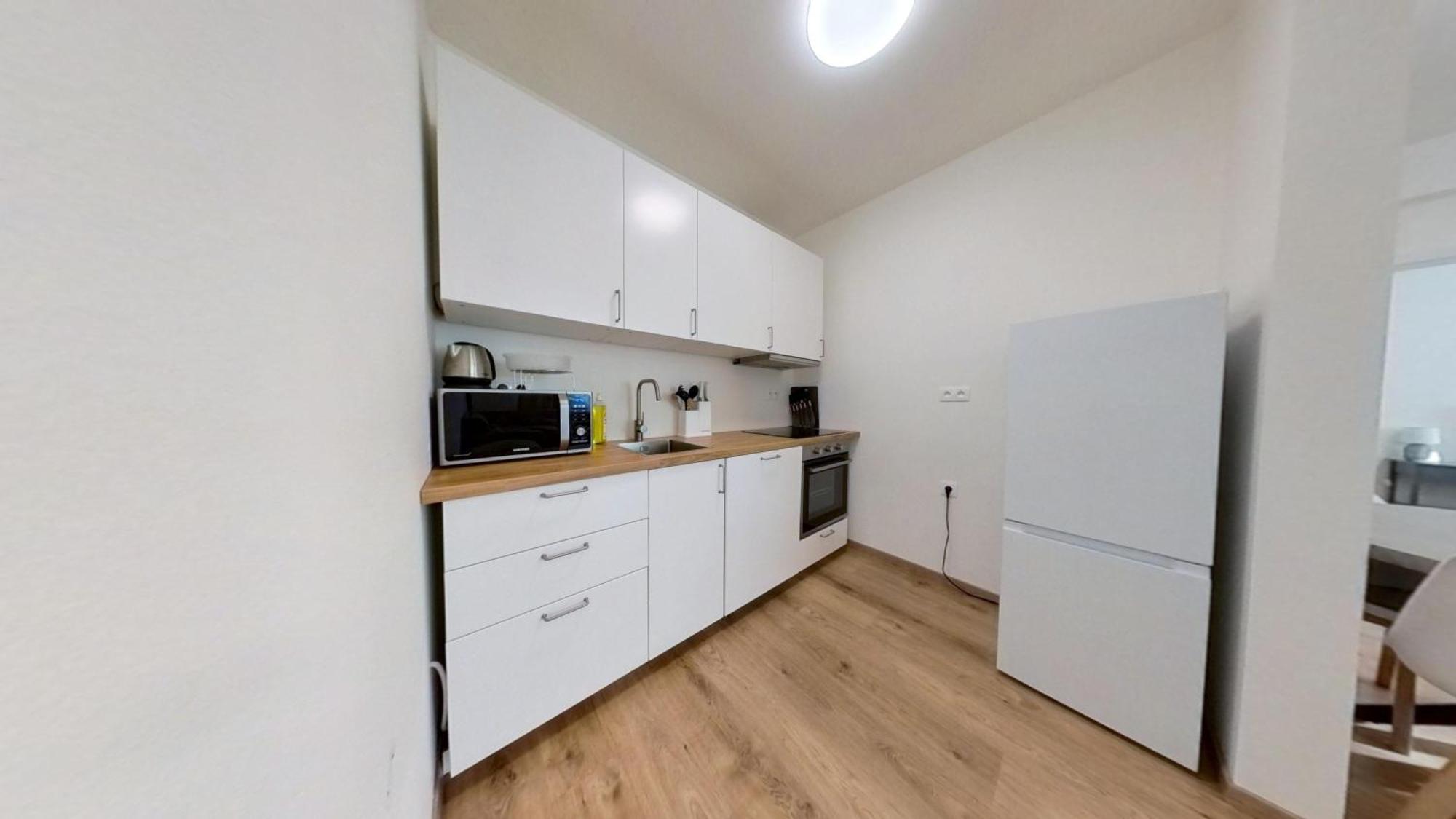 Rovinka Air-Conditioned 2 Room Apartment, Balcony, New Building, 201 מראה חיצוני תמונה